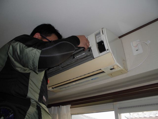 福島　エアコン　修理